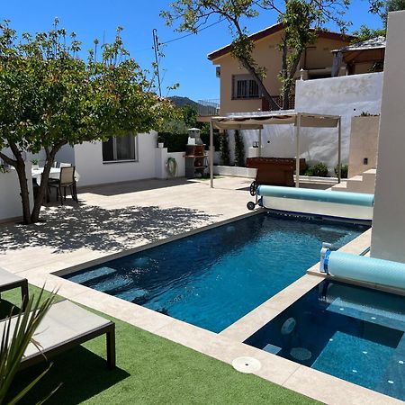Lux Spa 2 Barcelona Vallirana エクステリア 写真