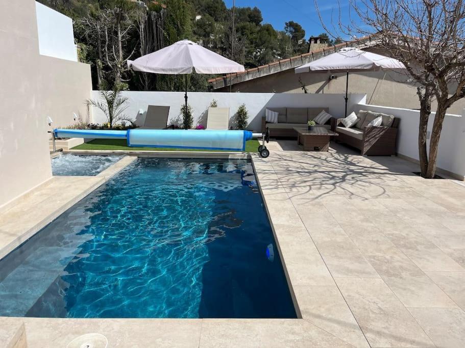 Lux Spa 2 Barcelona Vallirana エクステリア 写真