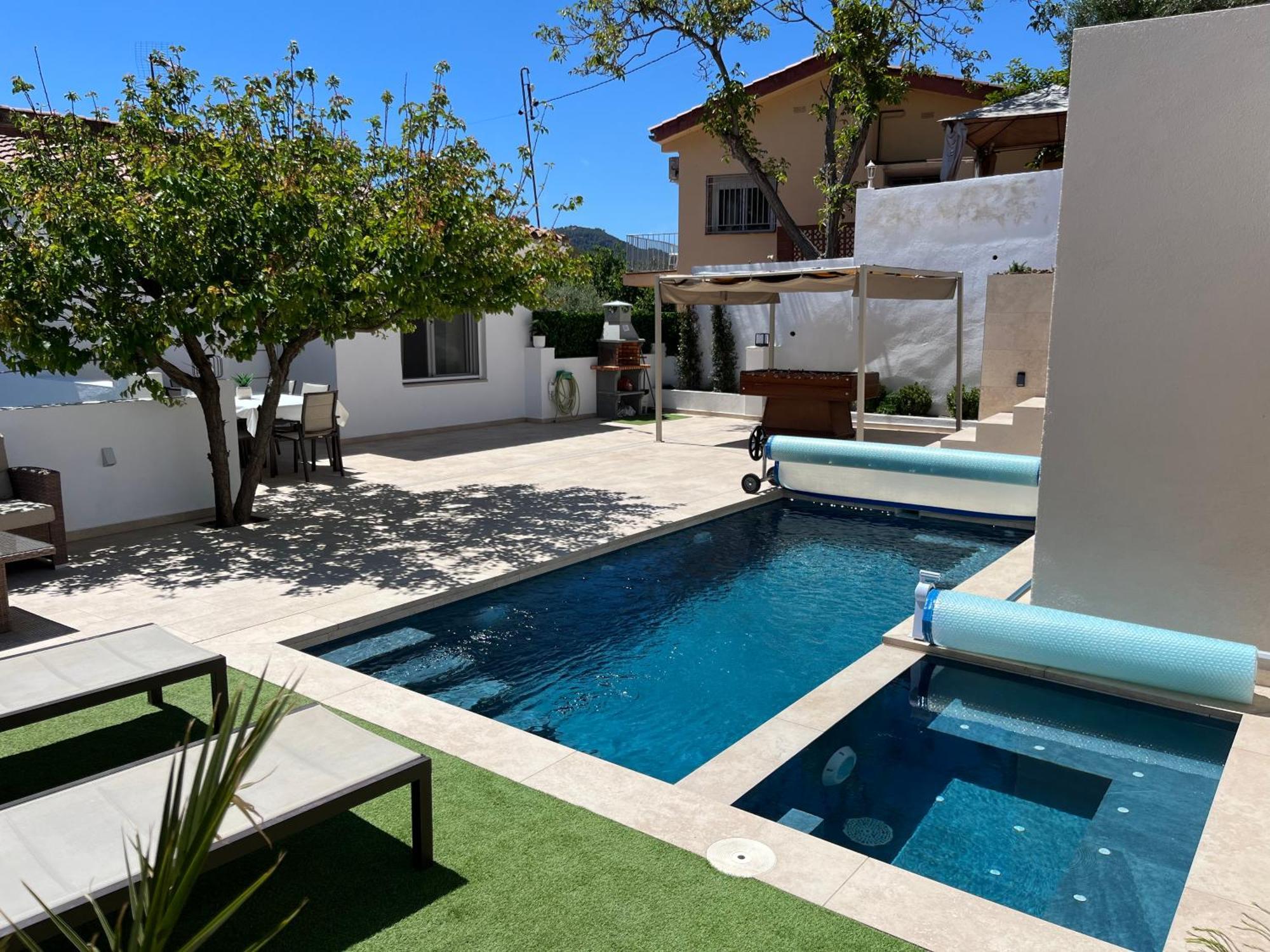 Lux Spa 2 Barcelona Vallirana エクステリア 写真